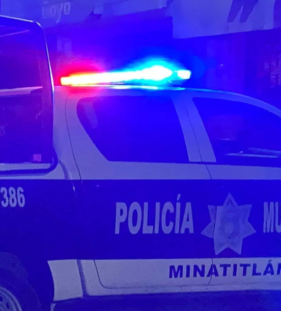 Joven sufre atraco con cuchillo en bulevar de Minatitlán