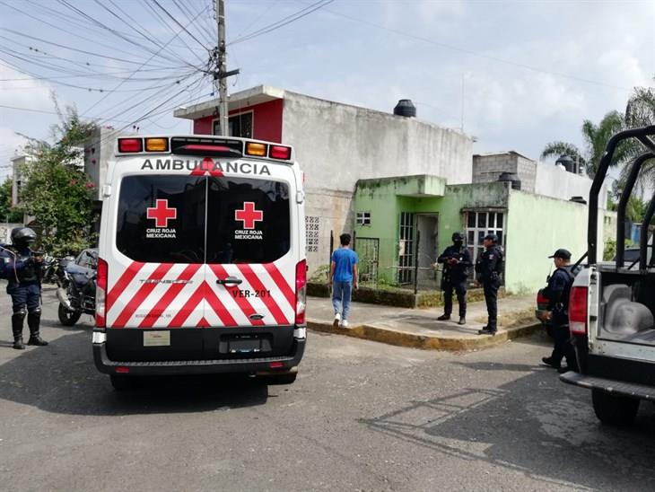 Hombre intentó escapar por la puerta falsa en Córdoba; fue rescatado por sus familiares