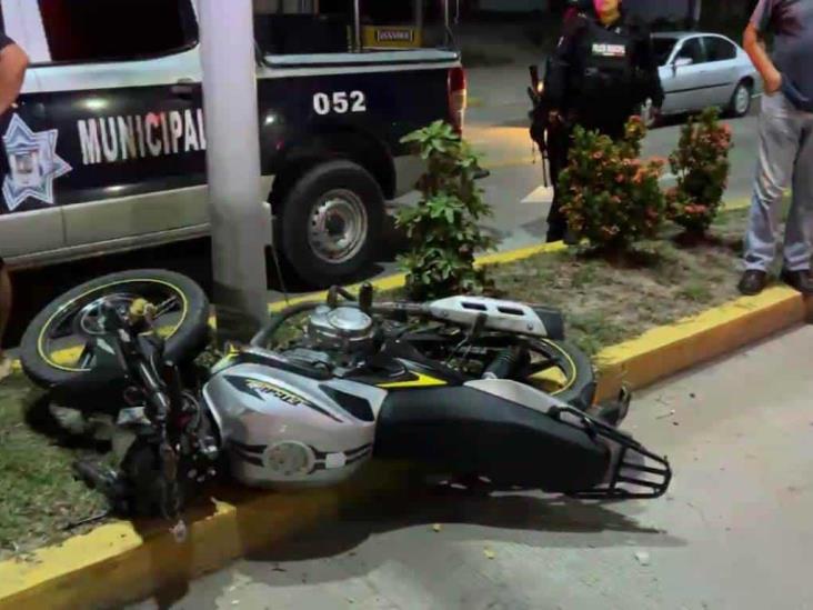 Motociclista resulta gravemente herido en accidente en Martínez de la Torre