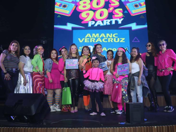 AMANC Veracruz realizó con éxito fiesta de los 80´s y 90´s