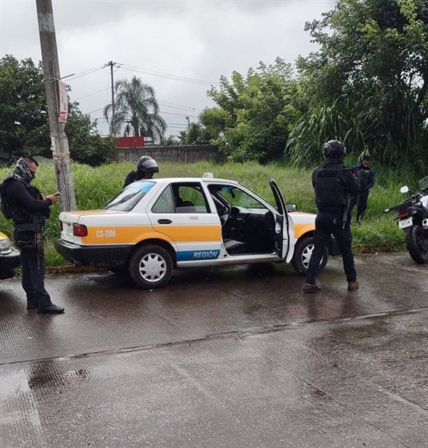 Taxista sufre violento asalto en Córdoba: lo apuñalaron y le robaron su unidad