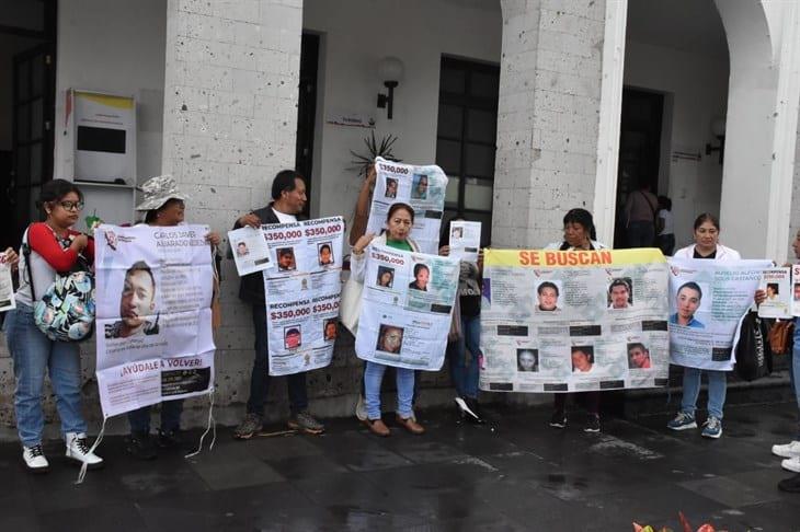 Colectivos de familiares de desaparecidos en Veracruz realizan volanteo y difusión en Ixtaczoquitlán