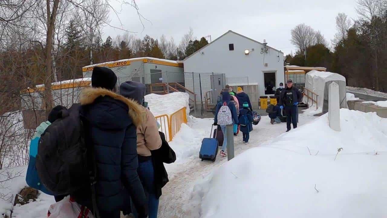 Se mantiene auge de migración de aguadulceños para trabajar en Canadá