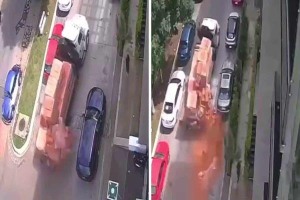 ¡Impactante! Así se vivió el momento en que un camión con ladrillos se queda sin frenos en Xalapa (+Video)