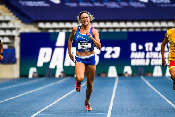 ¿Quién es la primera atleta transgénero que participará en los Juegos Paralímpicos?