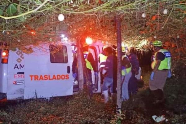 Riña entre hermanos en Coscomatepec termina en baño de sangre; 3 heridos