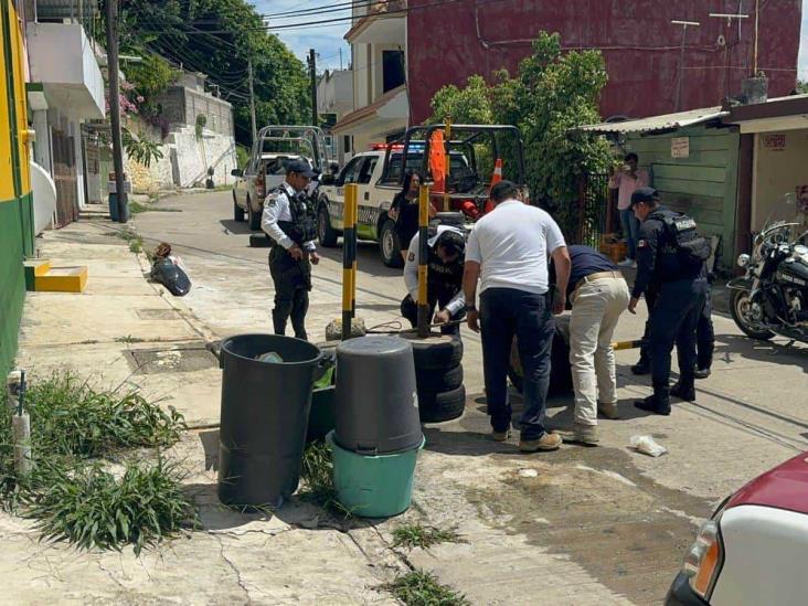 Retiran objetos usados para apartar estacionamiento en Poza Rica