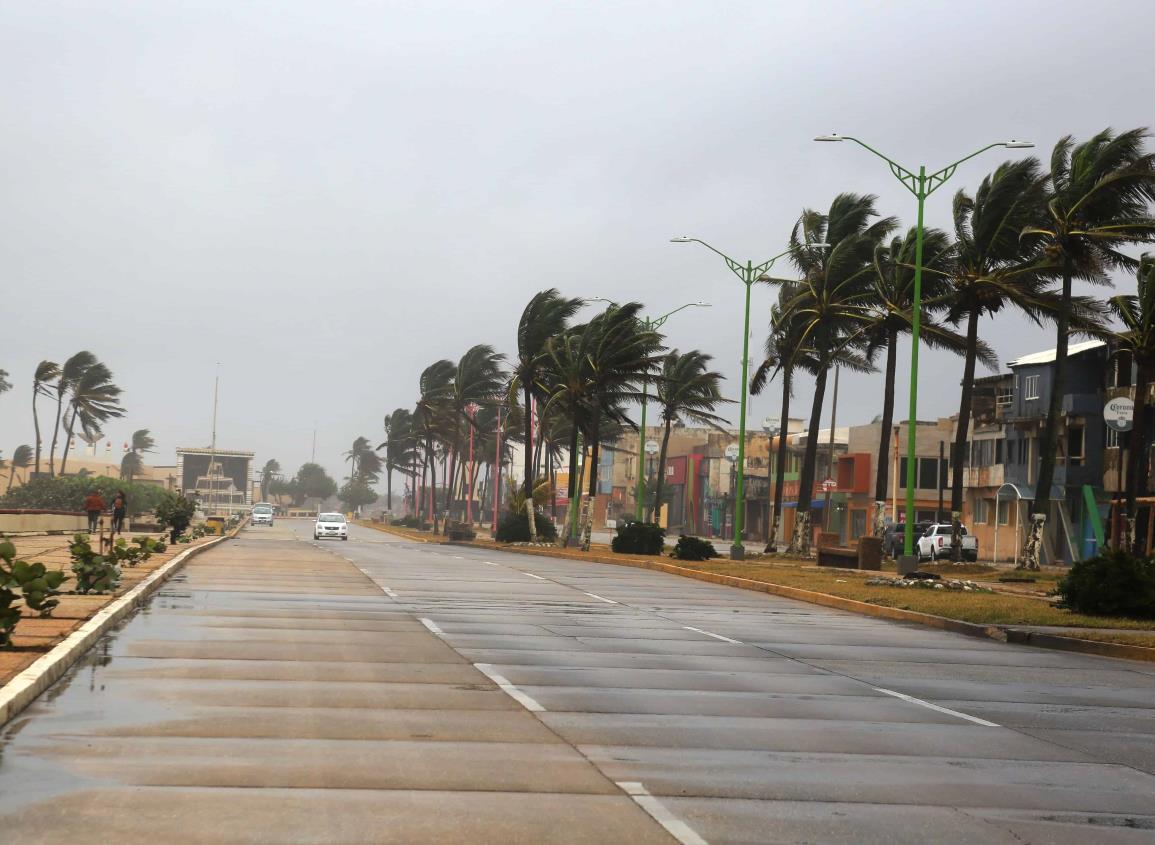 Pronostican nueva onda tropical ¿será un domingo lluvioso en Coatzacoalcos?