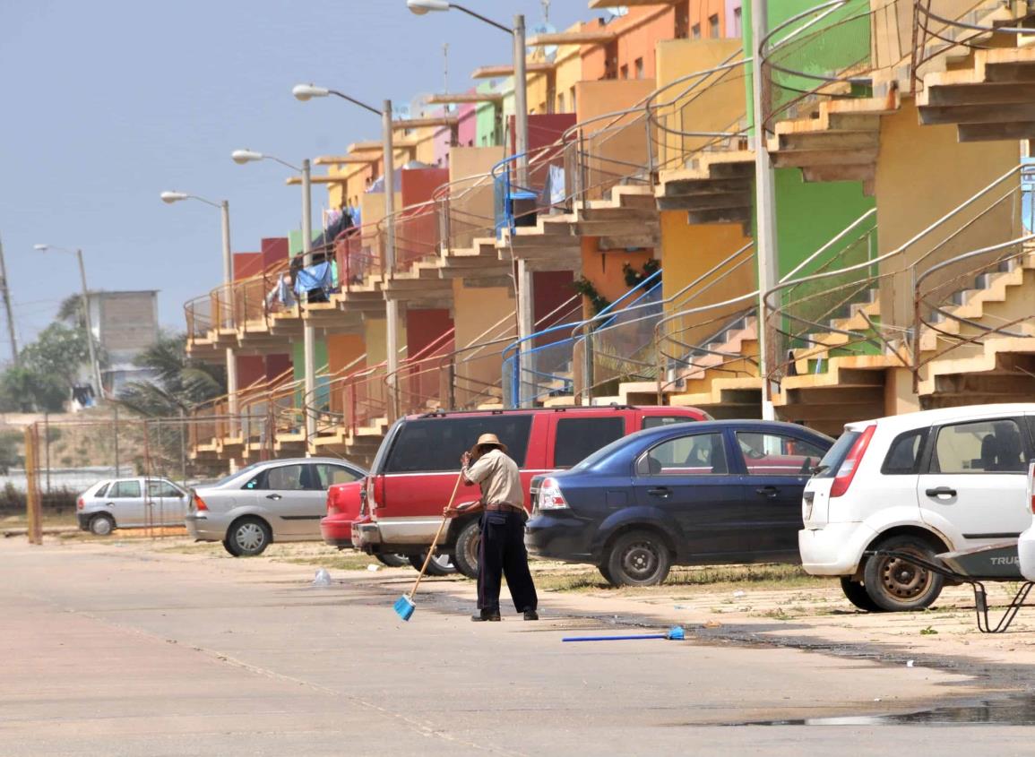 Delincuentes no dejan de meterse a robar en casas del poniente de Coatzacoalcos