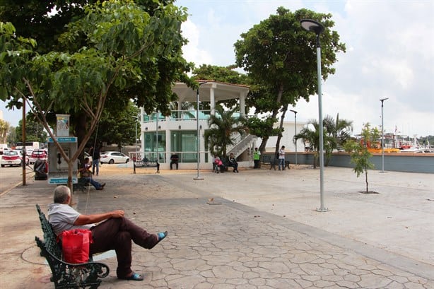 Con quiosco y hasta binoculares, así quedó el nuevo paseo ribereño en Coatzacoalcos