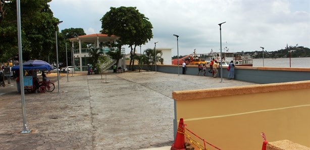 Con quiosco y hasta binoculares, así quedó el nuevo paseo ribereño en Coatzacoalcos