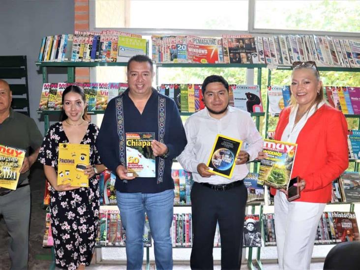 Entregan libros a Biblioteca Municipal de Ciudad Mendoza