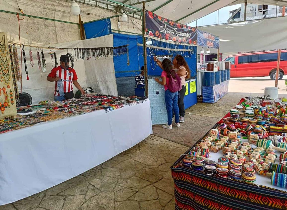 Expo Turística atrae atención de la población de Villa Cuichapa