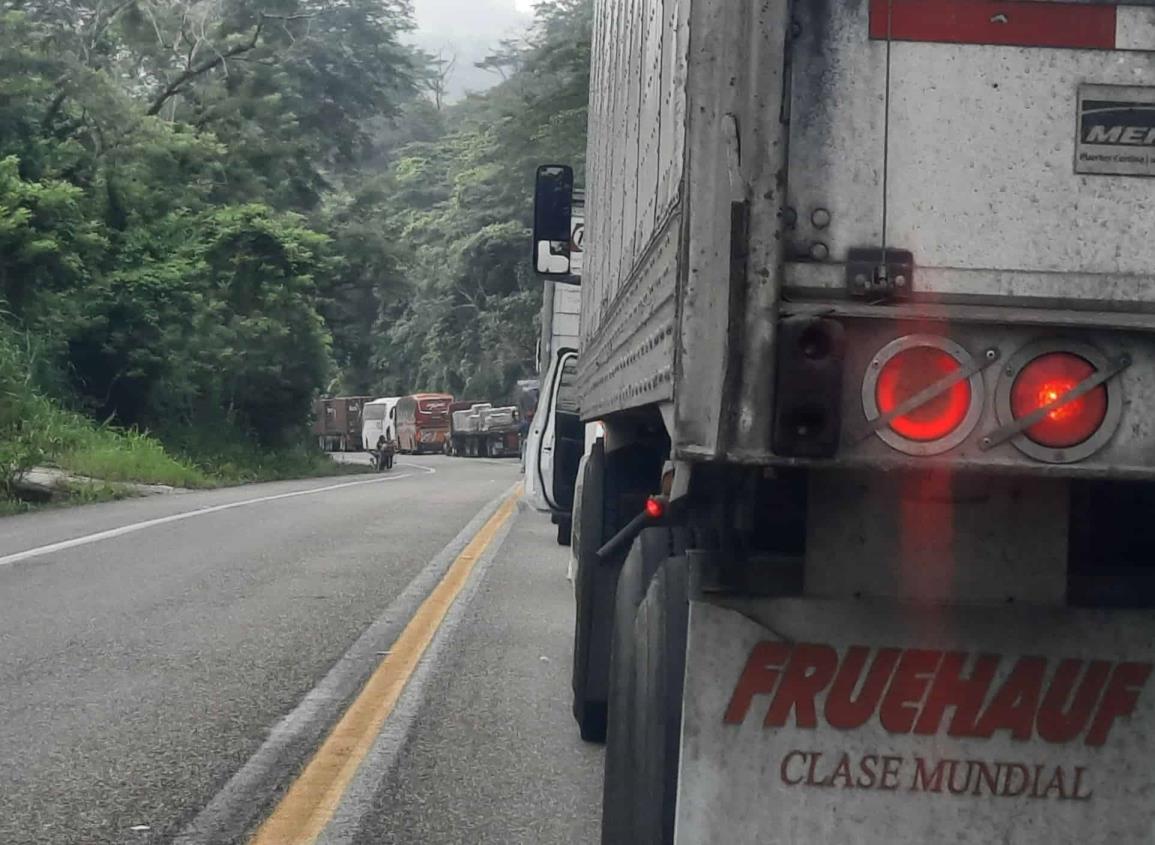 Cierre de carretera Las Choapas-Ocozocoautla por violencia, aumenta temor entre viajeros