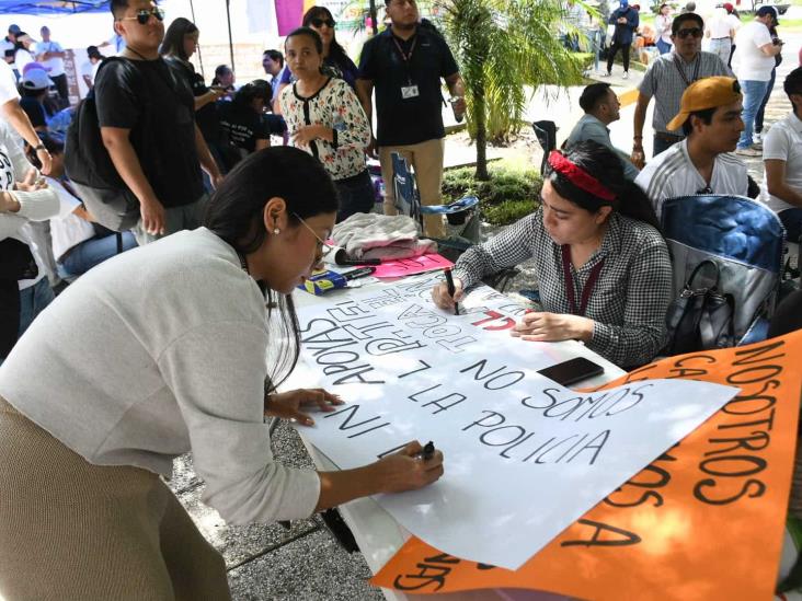 Segundo día de protestas en contra de la reforma del Poder Judicial en Xalapa