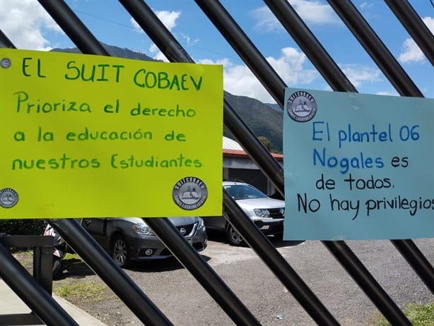 Protesta divide a trabajadores del Cobaev de Nogales