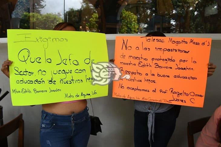 Telesecundaria en Camarón de Tejeda podría no reanudar clases; hay conflicto interno