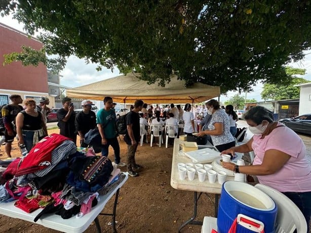 Con Jornada Integral de salud brindan atención médica, alimento y ropa a migrantes en Coatzacoalcos