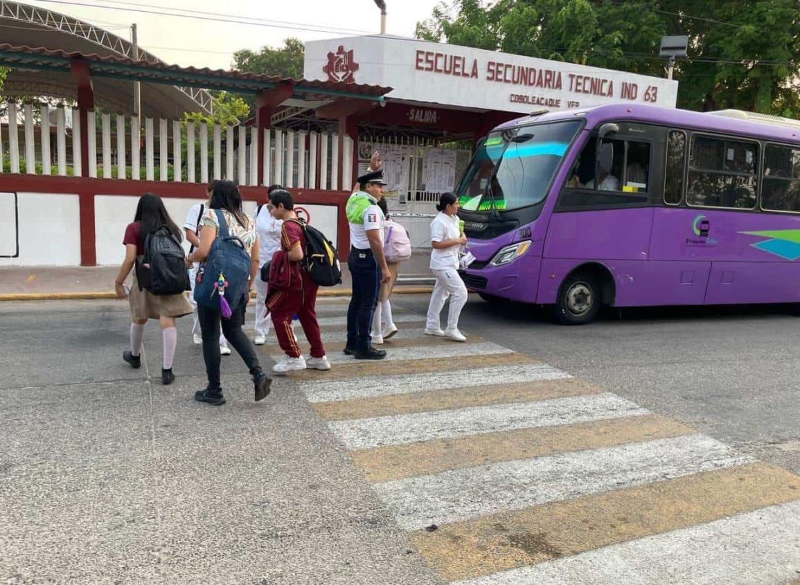 Implementan operativo vial en Cosoleacaque por el regreso a clases 2024-2025