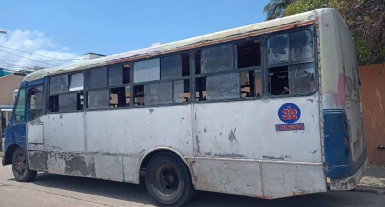 Crónicas del poder: Coatzacoalcos: El desastre del Transporte Urbano que nadie quiere ver