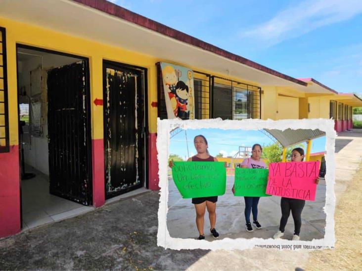 Toman escuela en Coatzintla; llevan 10 años sin director