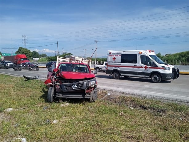 Accidente múltiple en la Córdoba-Veracruz causa cierre parcial de vía