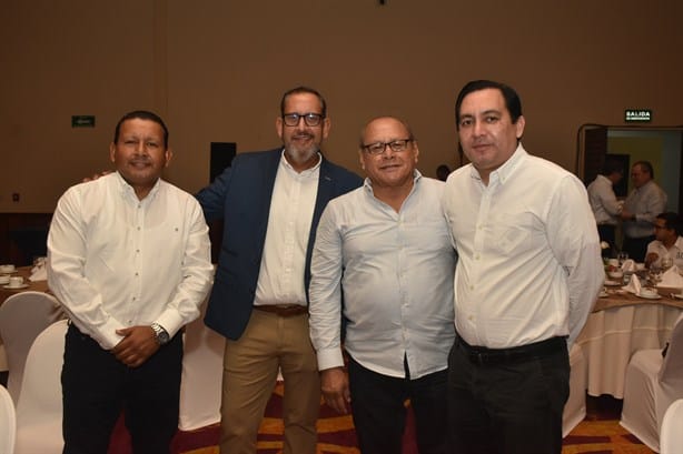 Coparmex Veracruz realiza desayuno mensual de socios, de agosto