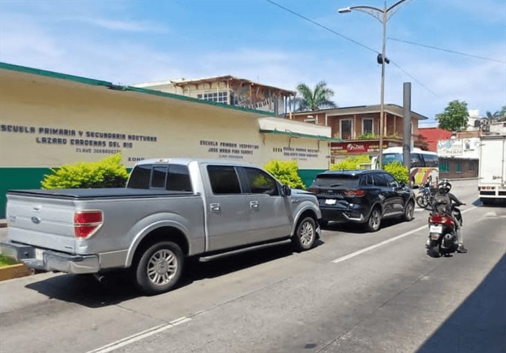 Dos camionetas chocan en la avenida 11 de Córdoba