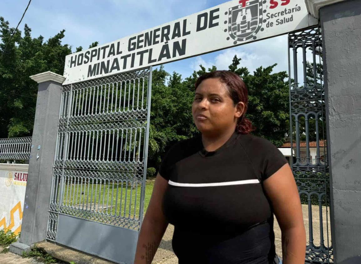 Presunta negligencia en Hospital de Minatitlán; estarían forzando parto natural a joven: muere bebé l VIDEO