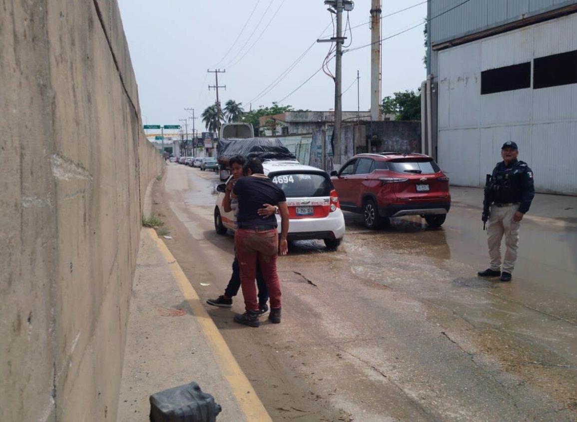 Mujer derrapó de su motoneta en el puente Joroba 