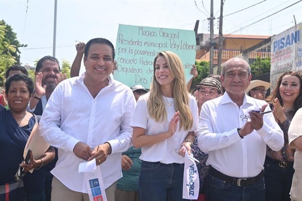 Inaugura Paty Lobeira la obra de rehabilitación integral de las calles Orquídeas y Madre Selva, en la colonia Dos Caminos