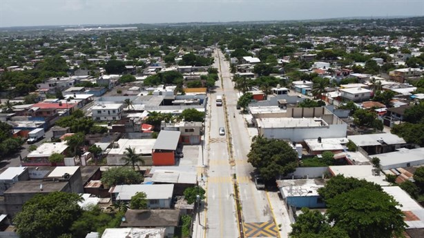 Inaugura Paty Lobeira la obra de rehabilitación integral de las calles Orquídeas y Madre Selva, en la colonia Dos Caminos