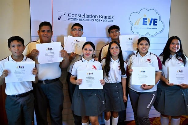 Entrega Constellation Brands 500 becas en Veracruz con su programa El Valor de Educar | VIDEO