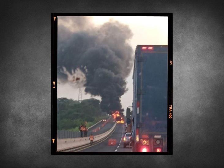 Tráiler se incendia en la autopista Córdoba-Veracruz; ¿qué fue lo que pasó?