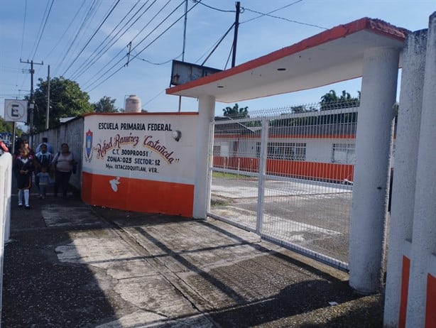 Escuela carente de maestro en Ixtaczoquitlán tiene a 22 niños sin clases