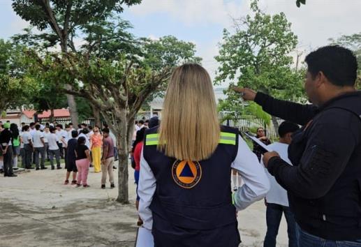 Realizan simulacros de evacuación en escuelas y edificios de Poza Rica