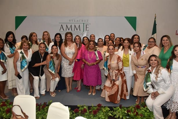 Realizan toma de protesta de la Asociación de Mujeres Jefas de Empresa (AMMJE) Veracruz