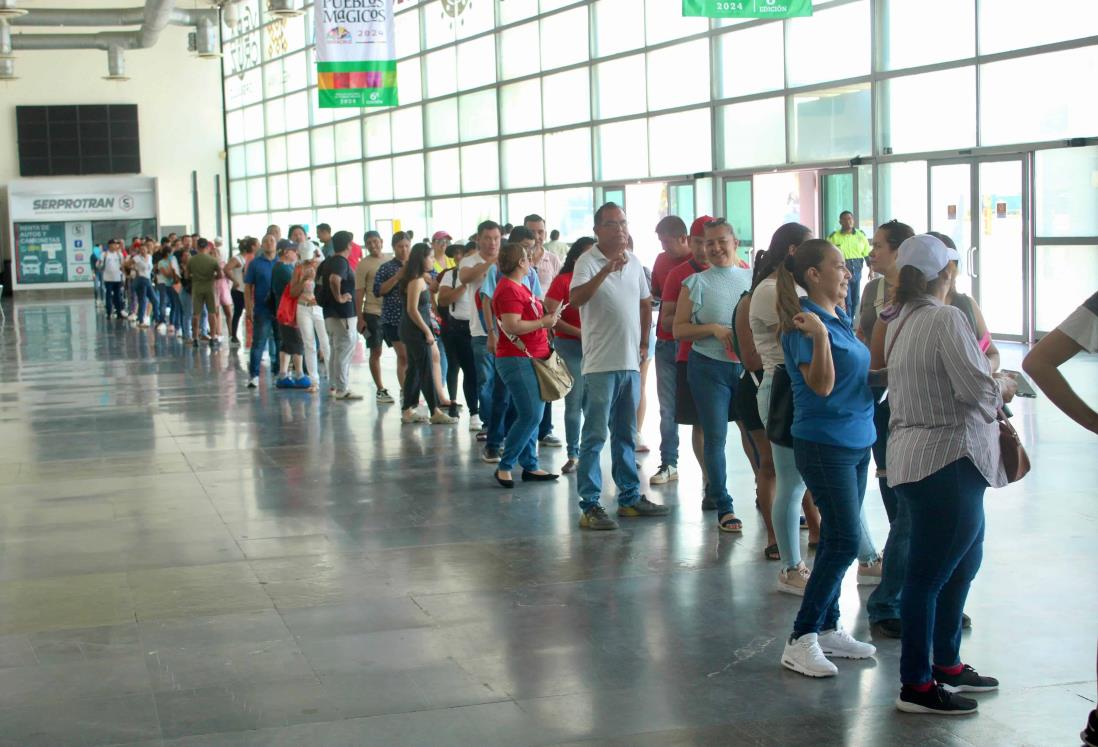 Inicia la entrega de boletos en el WTC para el concierto de Víctor Manuelle