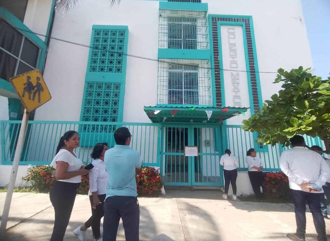 Embargan Colegio México en Coatzacoalcos por deuda millonaria al IMSS