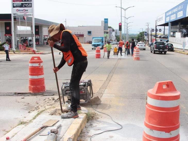 Avanza modernización de semáforos en Coatzacoalcos: ¿qué avenida continúa?