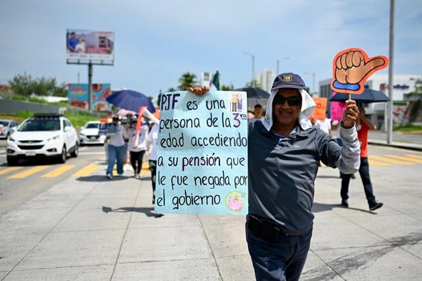 Segundo día de marcha de empleados del Poder Judicial en Boca del Río