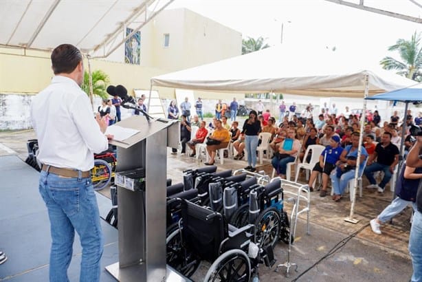 Entregan 70 aparatos ortopédicos a ciudadanos de Boca del Río