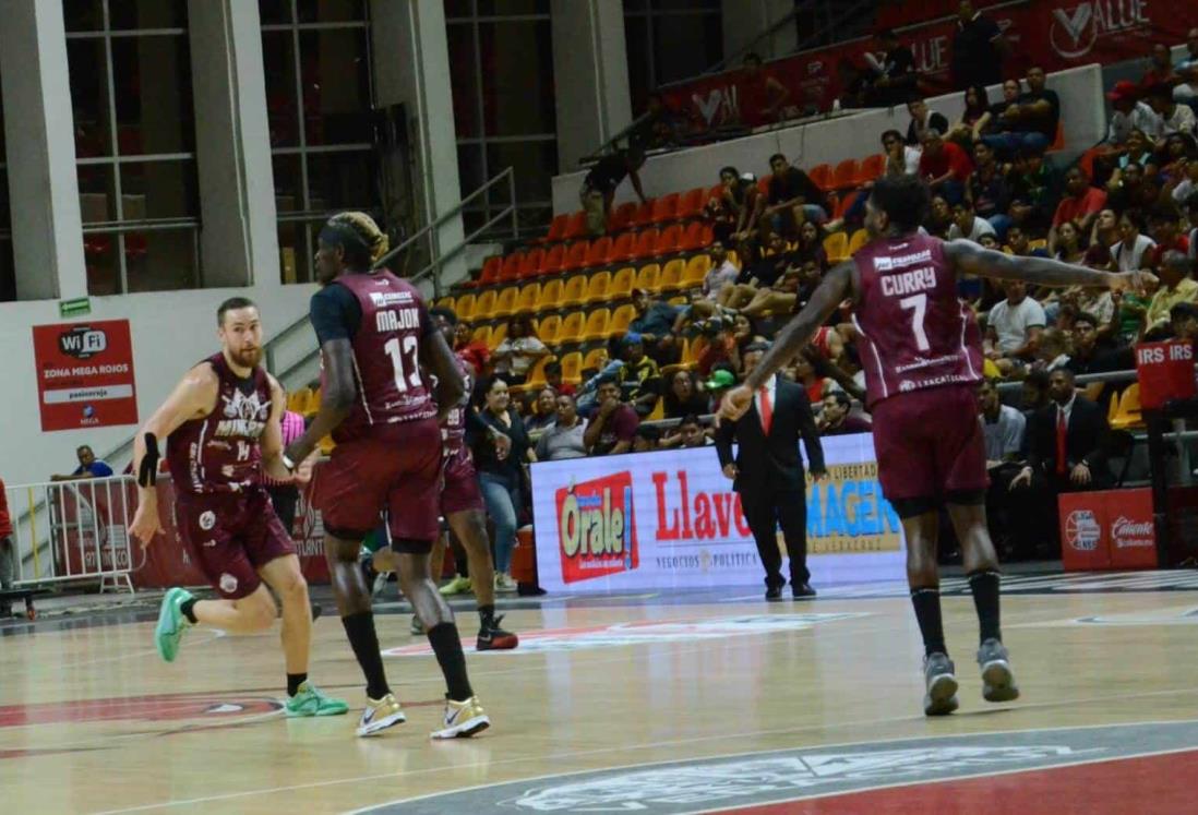 Se quedan Halcones Rojos con serie completa