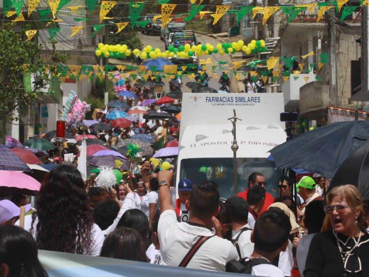 Desbordan su fe por reliquias de San Judas Tadeo en Xalapa