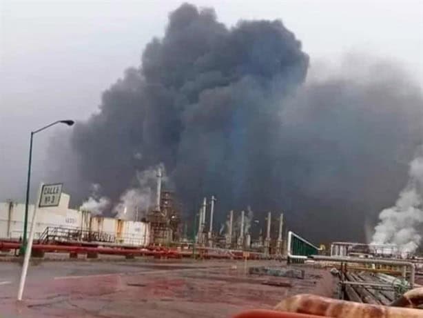 Incendio en refinería de Salina Cruz provoca nube de humo y evacuación de personal (+Video)