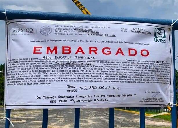 Embargan el ADM, club social de Minatitlán con mas de 100 años; deben millones al IMSS