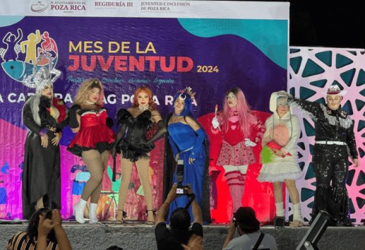 Con maquillaje, vestuarios y colores realizan primera pasarela drag en Poza Rica