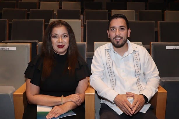 La Universidad Veracruzana realiza entrega de la presea ‘Identidad, Tradición y Gratitud’