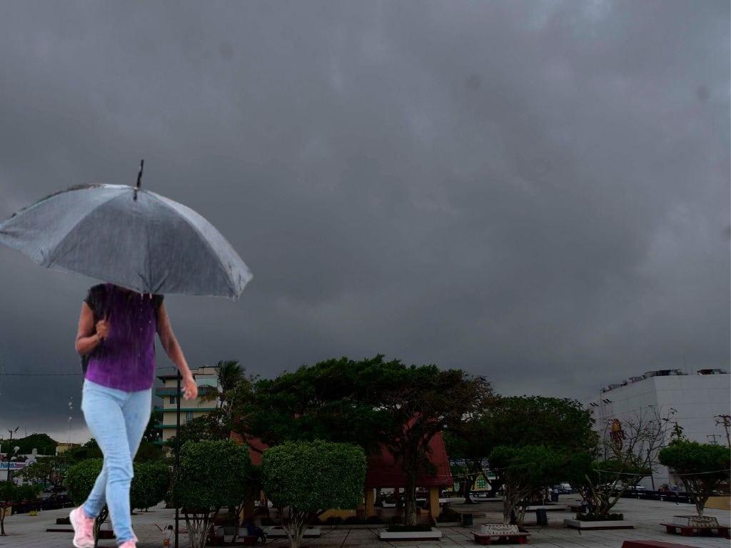 A esta hora lloverá en Coatzacoalcos hoy lunes 9 y mañana martes 10 de septiembre ¡no olvides tu sombrilla!