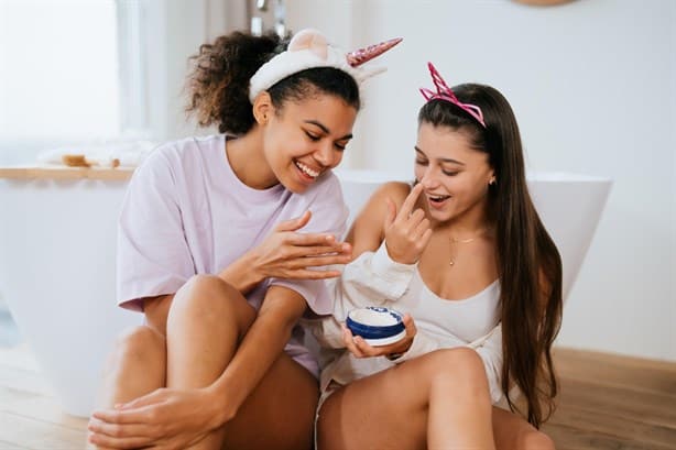 5 productos dermatológicos para el skincare de adolescentes